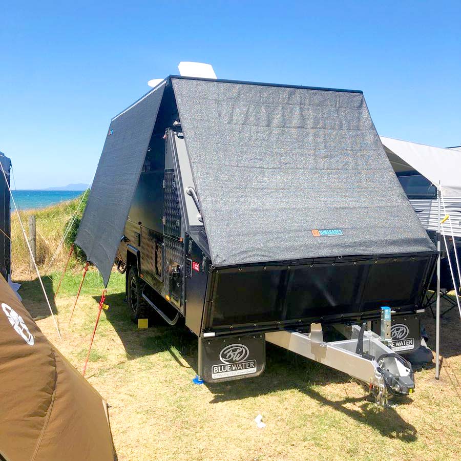 Offroad Caravan Privacy Screen 5.5x2.2m suit 19Ft Awning (2.2m Drop) - RVSUNSHADES