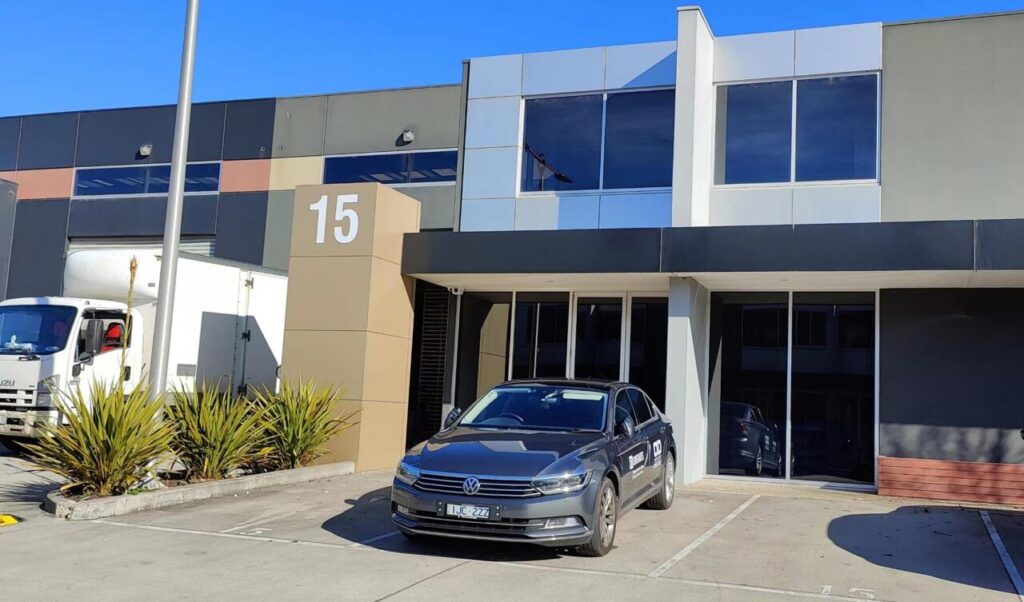 Mitcham Office RVSUNSHADES